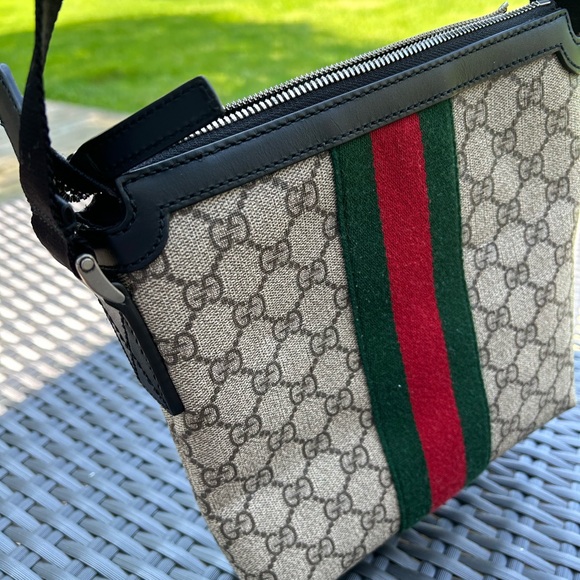 Gucci - Picture 5 of 9